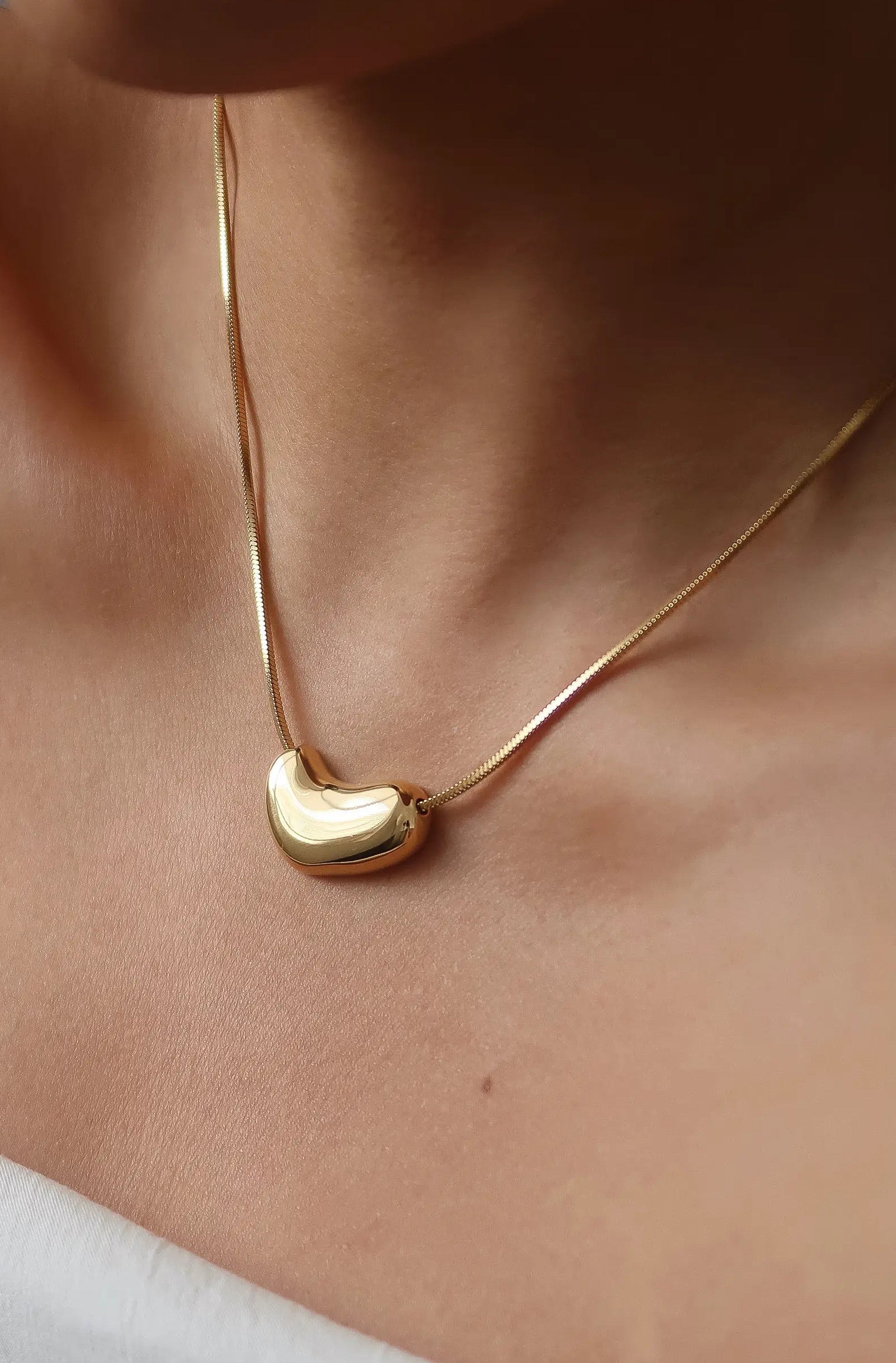 Louis Puffy Heart Necklace